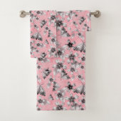 Moth Meadow Pink Badhandtuch Set (Insitu)