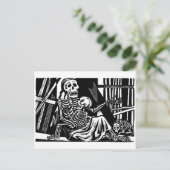 "Mother and Child Skeletons" von Leopoldo Mendez Postkarte (Stehend Vorderseite)