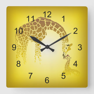 Mother and Cute Baby Giraffe | yellow Quadratische Wanduhr