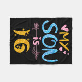 Mother father mom dad happy birthday son is 16 fleecedecke (Vorderseite (Horizontal))