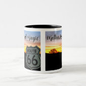 Mother Road Magic Zweifarbige Tasse (Mittel)