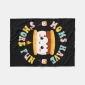 Mothers Camng Kawaii Smores Moms Have S'more Fun C Fleecedecke (Vorderseite (Horizontal))