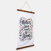 Mothers Dance Through Life's Storms Wandteppich Mit Holzrahmen (Gewinkelt)