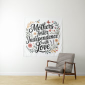 Mothers Foster Independence With Love Wandteppich (Beispiel)