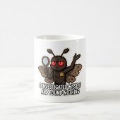 Mothman-Meme-Untersuchung Kaffeetasse (Mittel)