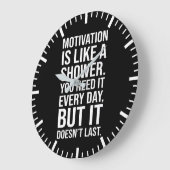 Motivation ist wie ein Duschangebot - Funny Große Wanduhr (Winkel)