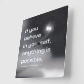 Motivational Wall Art | “Believe in Yourself” Mini Quadratische Wanduhr (Winkel)