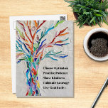 Motivierend Angebotsstruktur Postkarte<br><div class="desc">Diese dekorative Postkarte ist mit einem Mosaikbaum in Regenbogenfarben und einem inspirierend Zitat ausgestattet. Weil wir unsere eigenen Kunstwerke erstellen,  werden Sie dieses exakte Bild von anderen Designern nicht finden. Original Mosaik © Michele Davies. Original Zitat © Michele Davies.</div>