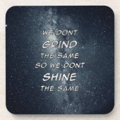 Motivierend Inspiration für die Grind- und Shine-S Getränkeuntersetzer (Vorderseite)