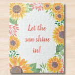 Motivierend Inspirationsblume Puzzle<br><div class="desc">Lass die Sonne rein! Hübsche,  fröhliche Sonnenblumen inspirieren das Puzzle. Die Einrichtung ist in einer originellen Aquarellfarbe mit Sonnenblumen und Blättern in Gelb-,  Grün- und Korallentönen gehalten. Sie können dieses Poster anpassen,  indem Sie die Wörter ändern,  wenn Sie möchten. Original Watercolor © Michele Davies</div>