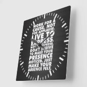 Motivierend Wörter Quadratische Wanduhr (Winkel)