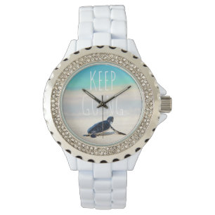 Motivierend Zitat Behalte auf Schildkrötenstrand Armbanduhr