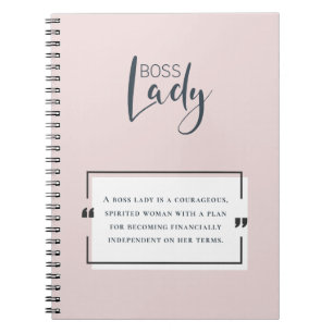 Motivierend Zitat des Boss Lady-Logos Rosa Notizblock