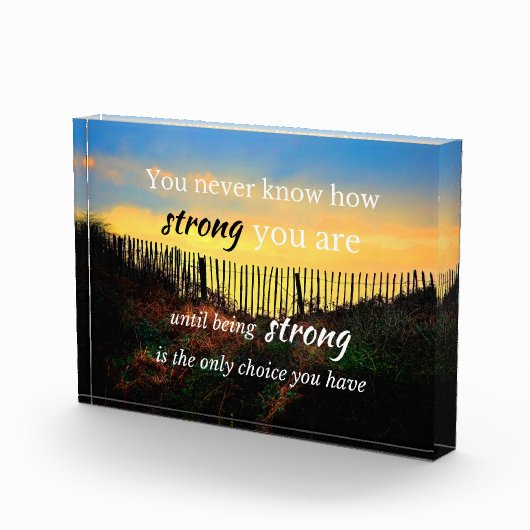 Motivierend Zitat: Du weißt nie, wie stark ... Fotoblock (Rechts)