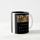 Motivierend Zitat von Tiger Eye Schwarzweiß Zweifarbige Tasse (VorderseiteRechts)