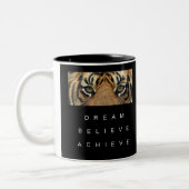 Motivierend Zitat von Tiger Eye Schwarzweiß Zweifarbige Tasse (Links)