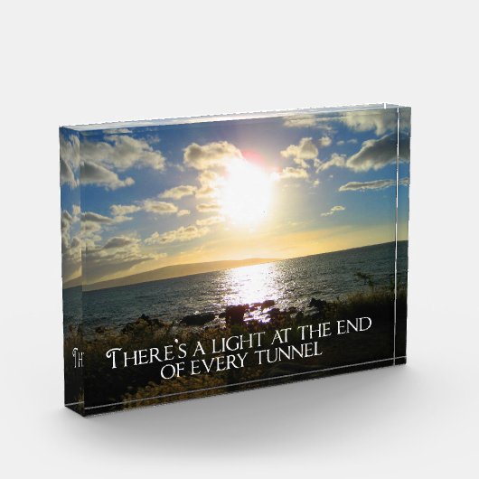 Motivierend Zitatlicht am Tunnelende Fotoblock (Links)