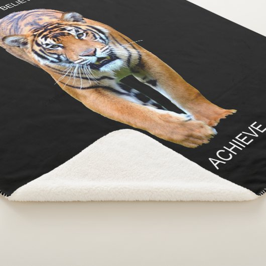 Motivierend Zitatstraum glauben Tiger erreichen Sherpadecke (3/4)