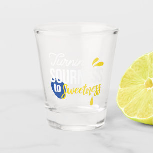 Motivierend Zitronenangebot von sauer bis süß Schnapsglas