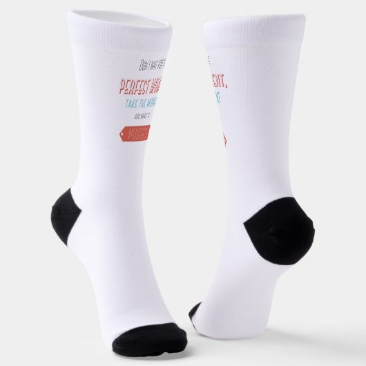 Motivierender typografischer Retro-Stil Socken (Gewinkelt)