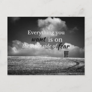 Motivierendes positives Zitat: Alles, was du will. Postkarte