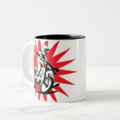 Motocross-Fahrrad auf rotem Stern-Hintergrund Zweifarbige Tasse (Vorderseite Links)