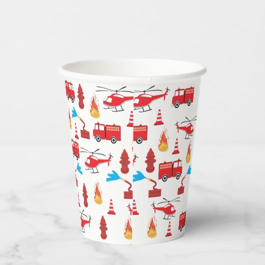 Motor Brigademuster für den roten LKW-Feuerzug Pappbecher (Rechts)