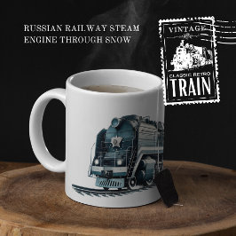 Motor der russischen Eisenbahn durch Schnee Zweifarbige Tasse