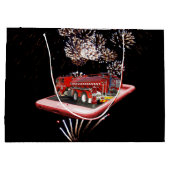 Motor mit Feuerwerkskörpern, Große Geschenktüte (Rückseite)