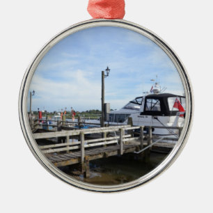 Motorboot auf dem Fluss Blyth Ornament Aus Metall