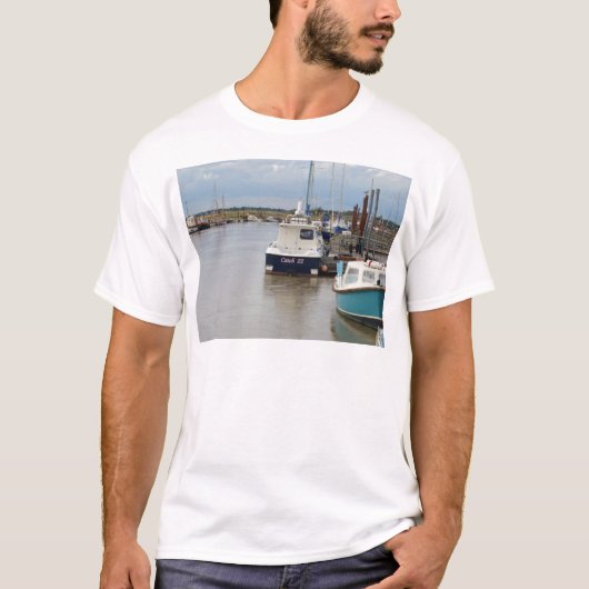 Motorboot-Fang 22 T-Shirt (Vorderseite)