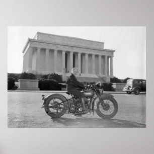 Motorrad - erste Frau Poster