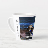 Motorrad Girl fährt mit ihrem Hund, Fantasy Cup Milchtasse (Linke Ecke)