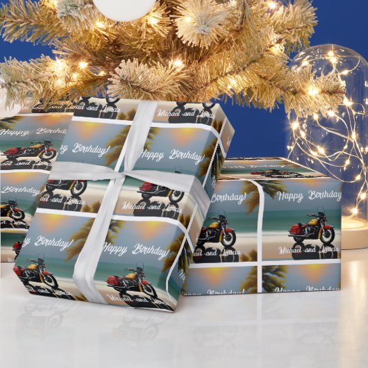 Motorrad Parkplatz in der Nähe des Ozeans Geschenkpapier (Feiertage)