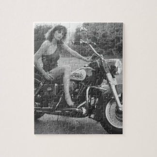 Motorradpinup-Mädchen Puzzle