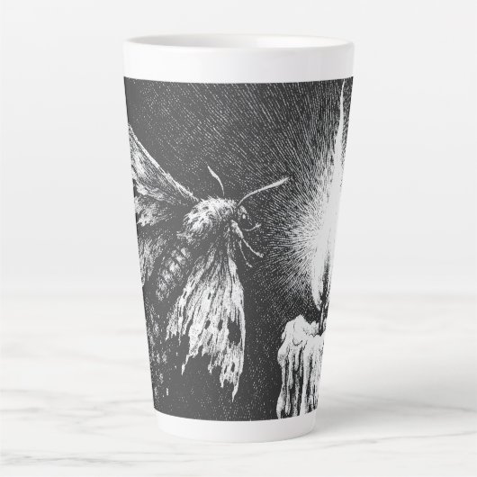Motte zur Flamme — von BurnsInHell Milchtasse (Vorderseite)
