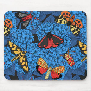 Motten auf blauem Hydrangea Mousepad