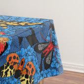 Motten auf blauem Hydrangea Tischdecke (Beispiel)