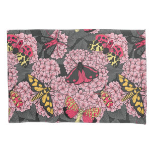 Motten auf rosa Hydrangea Kissenbezug