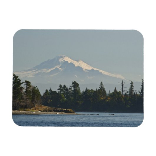 Mount Baker dominiert die Landschaft Magnet (Horizontal)