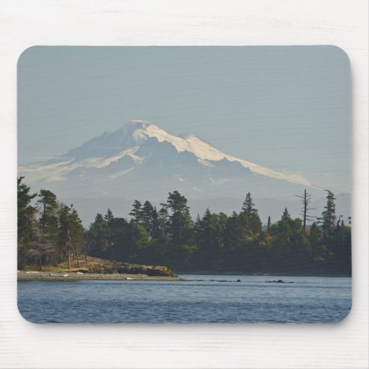 Mount Baker dominiert die Landschaft Mousepad (Vorne)