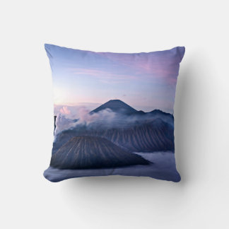 Mount Bromo wrapped in a dream of clouds Kissen