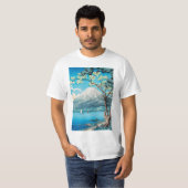 Mount Fuji vom See Yamanaka von Hiroaki Takahashi T-Shirt (Vorne ganz)