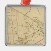 Mount Kisco, New York Silbernes Ornament (Vorne)