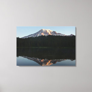 Mount Rainier reflektiert Sonnenaufgang I Leinwanddruck