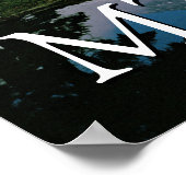 Mount Rainier | Reflektion in einem Bergteich Poster (Ecke)
