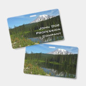 Mount Rainier Seereflektion mit Wildblumen Ausweis (Vorder- & Rückseite)