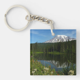 Mount Rainier Seereflektion mit Wildblumen Schlüsselanhänger