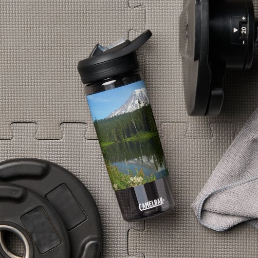 Mount Rainier Seereflektion mit Wildblumen Trinkflasche (Fitnessstudio)