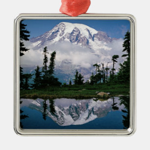 Mount Rainier spiegelt sich in einem Bergsee Silbernes Ornament